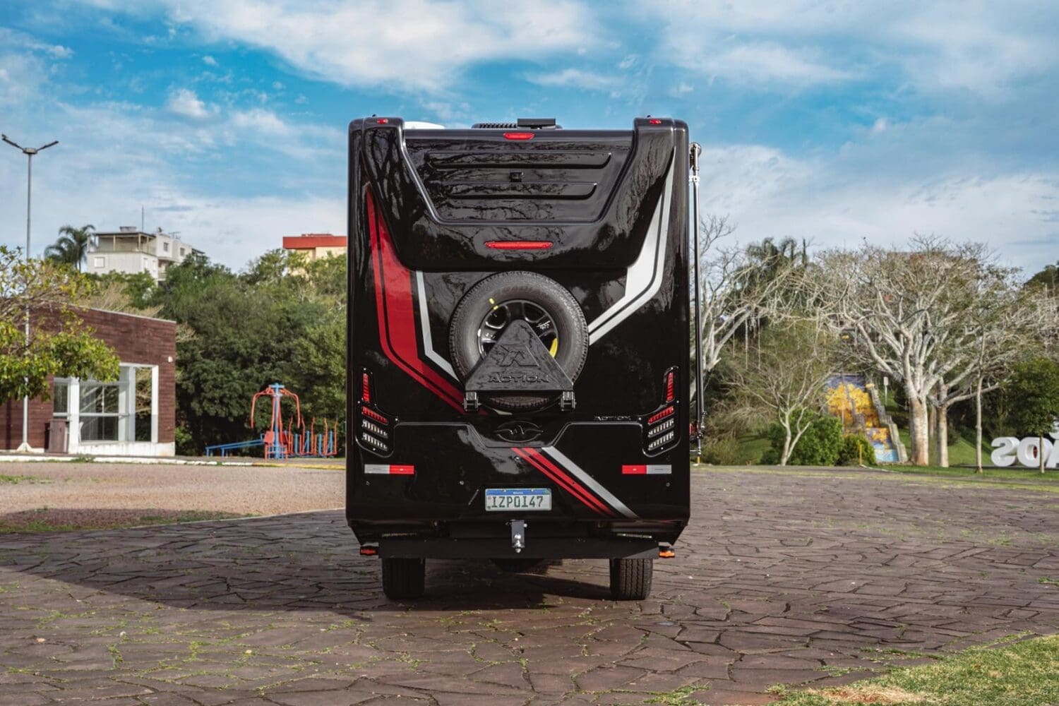 MOTORHOME ACTION RAM (21)
