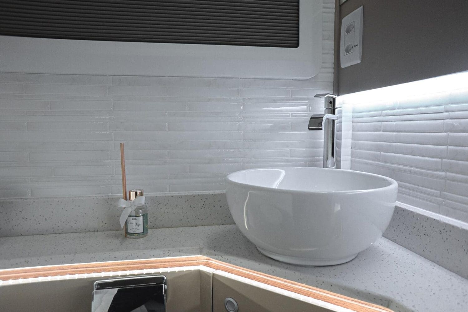 MOTORHOME FOREST (17)